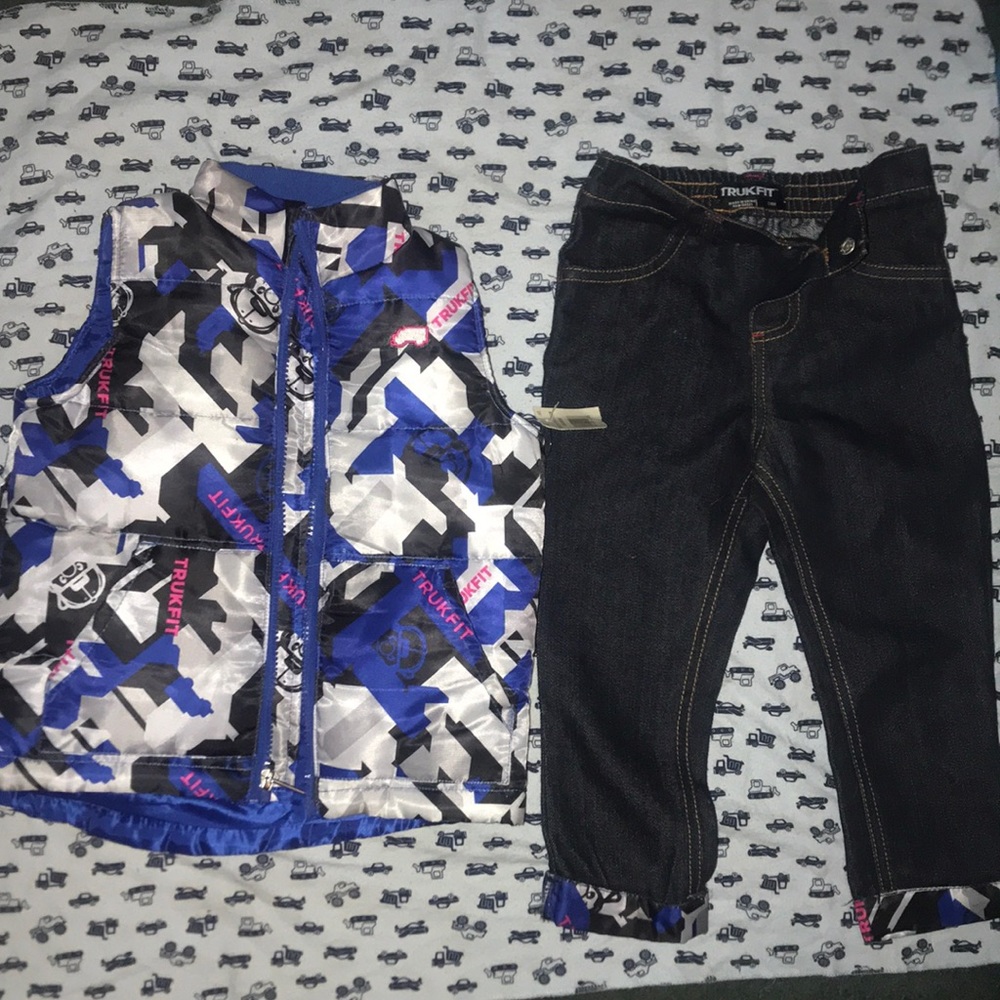 Two piece set
